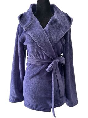 Sentiments Women’s Plush Hooded Bathrobe Jacket Deep Purple Size Small Medium